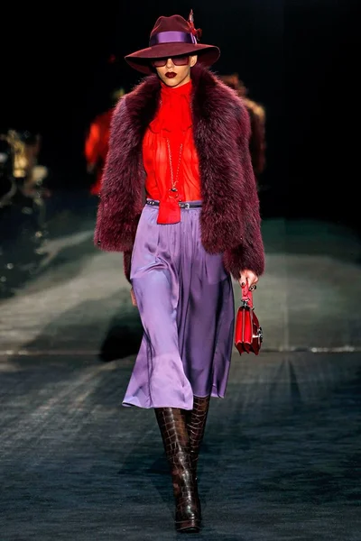 Look 26